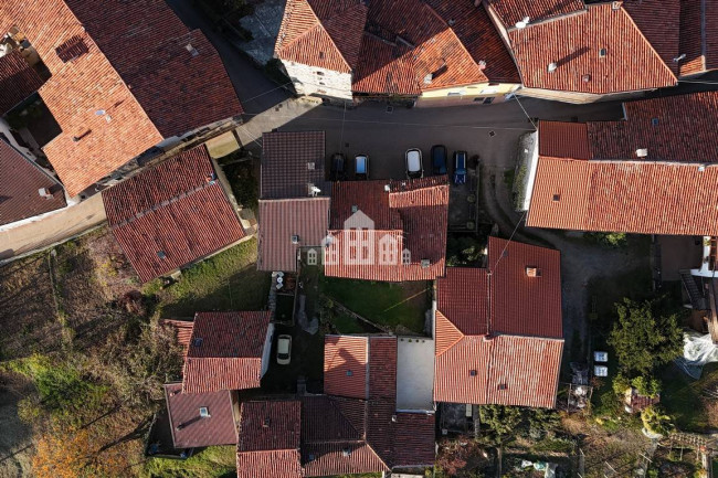 Casa semindipendente in vendita a Strambinello