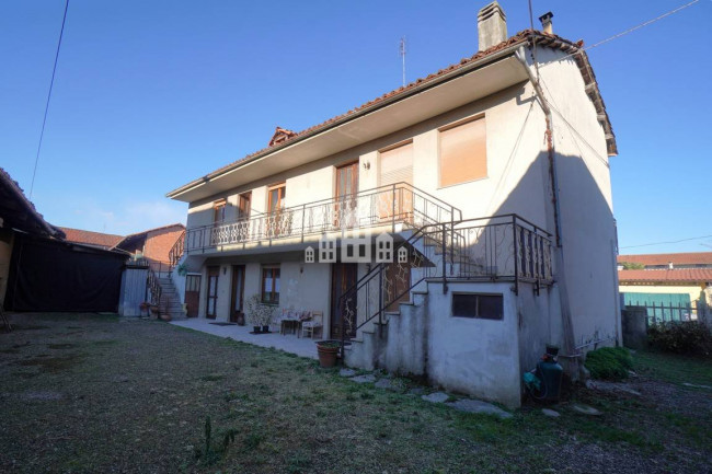 Casa semindipendente in vendita a Ozegna