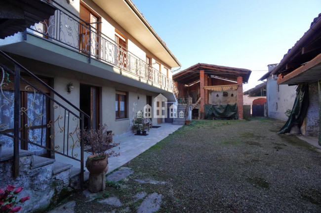 Casa semindipendente in vendita a Ozegna