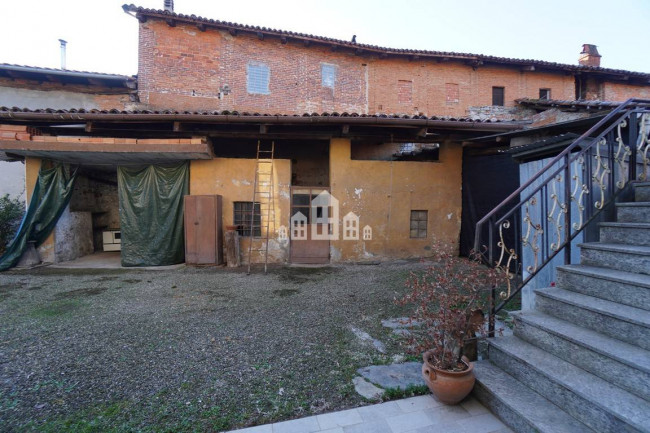 Casa semindipendente in vendita a Ozegna