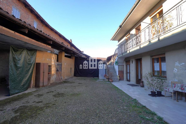 Casa semindipendente in vendita a Ozegna