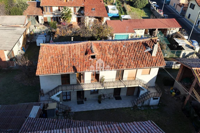 Casa semindipendente in vendita a Ozegna