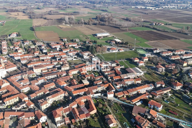 Casa semindipendente in vendita a Ozegna
