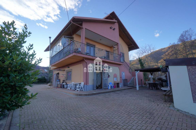 Bifamiliare in vendita a Canischio