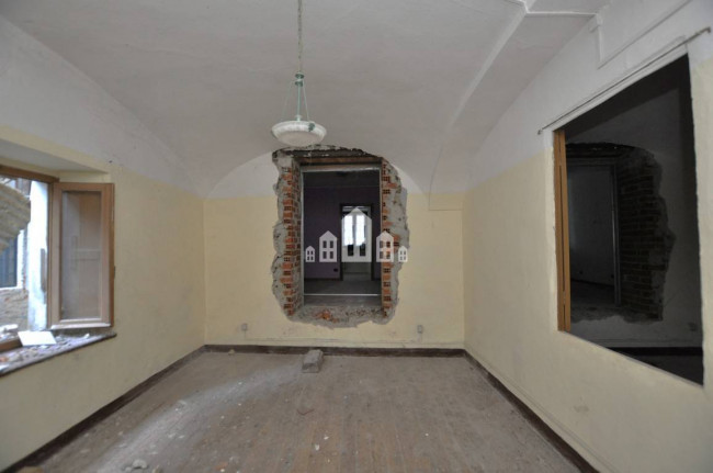 Casa semindipendente in vendita a Pont-Canavese