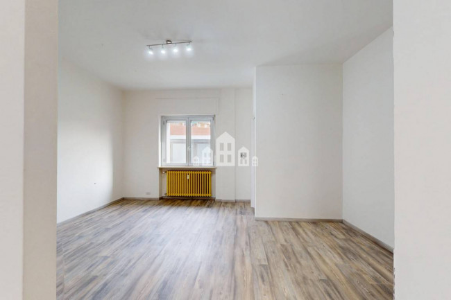 Retail space for rent in Pont-Saint-Martin