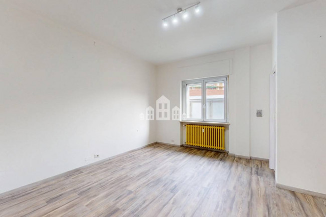 Retail space for rent in Pont-Saint-Martin