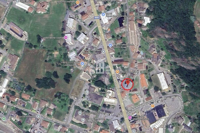 Retail space for rent in Pont-Saint-Martin