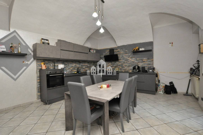 Casa semindipendente in vendita a Ozegna