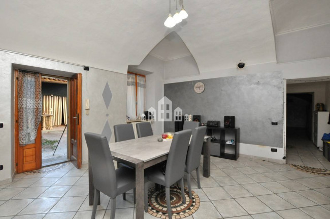 Casa semindipendente in vendita a Ozegna