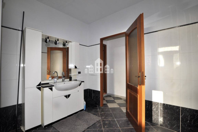 Casa semindipendente in vendita a Ozegna