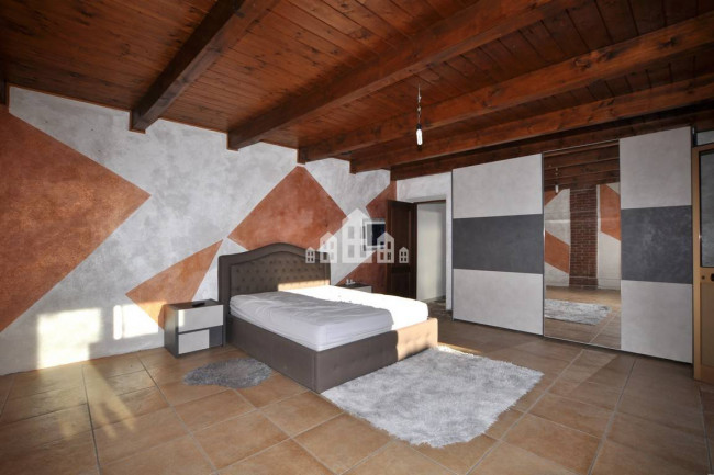 Casa semindipendente in vendita a Ozegna