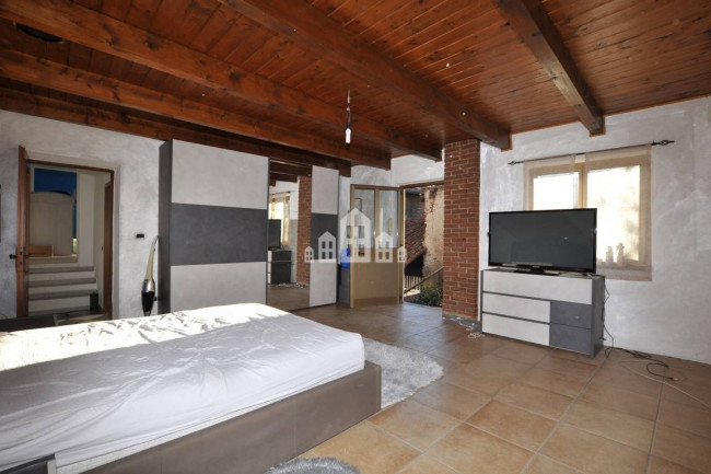 Casa semindipendente in vendita a Ozegna