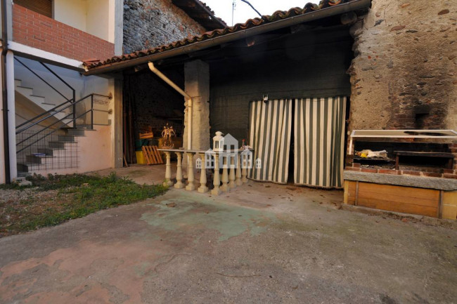 Casa semindipendente in vendita a Ozegna