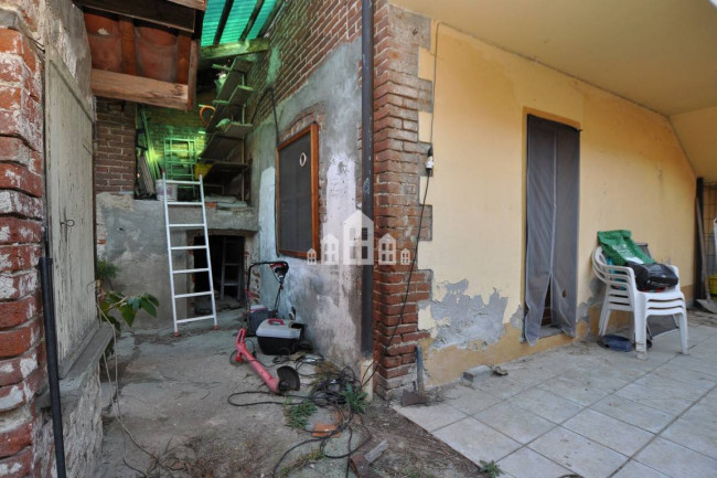 Casa semindipendente in vendita a Ozegna