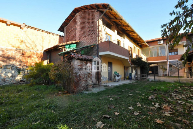 Casa semindipendente in vendita a Ozegna