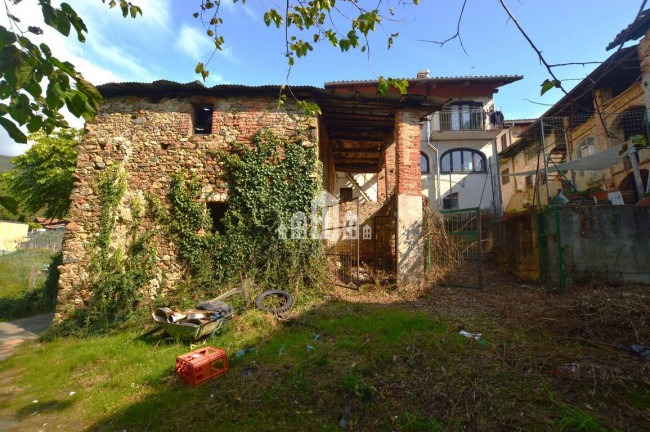 Casa semindipendente in vendita a Castellamonte
