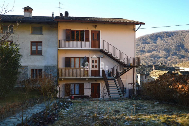 Appartamento indipendente in affitto a Valchiusa
