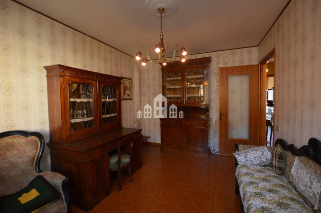 Appartamento indipendente in affitto a Valchiusa