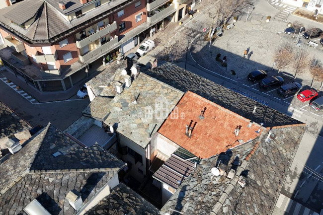 Palazzina in vendita a Pont-Canavese
