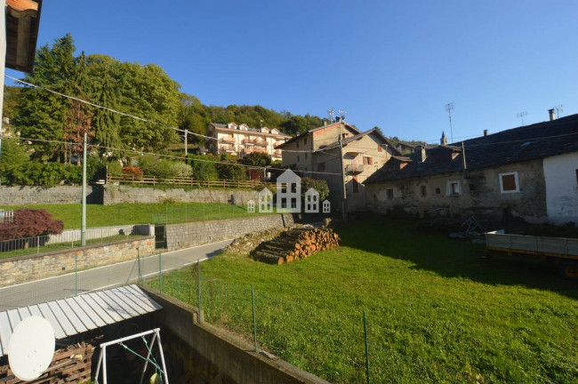 Casa indipendente in vendita a Brosso