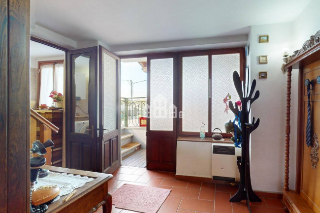 Casa indipendente in vendita a Brosso