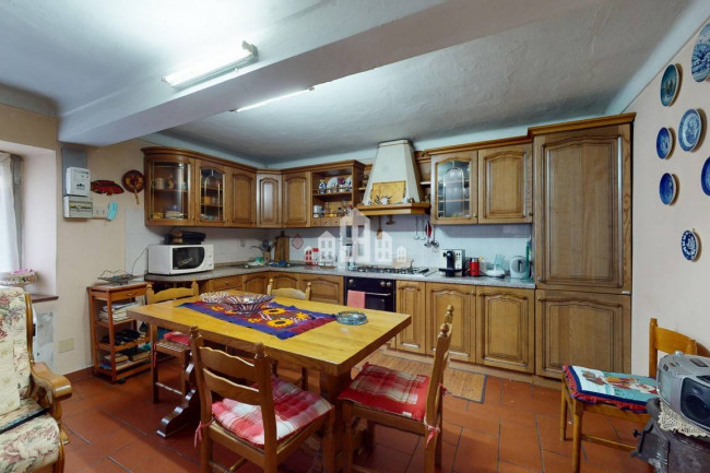 Casa indipendente in vendita a Brosso