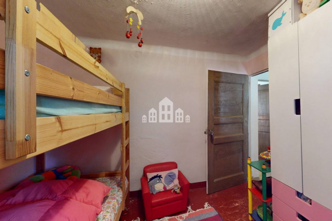 Casa indipendente in vendita a Brosso