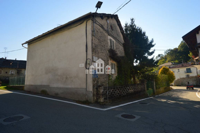 Casa indipendente in vendita a Brosso