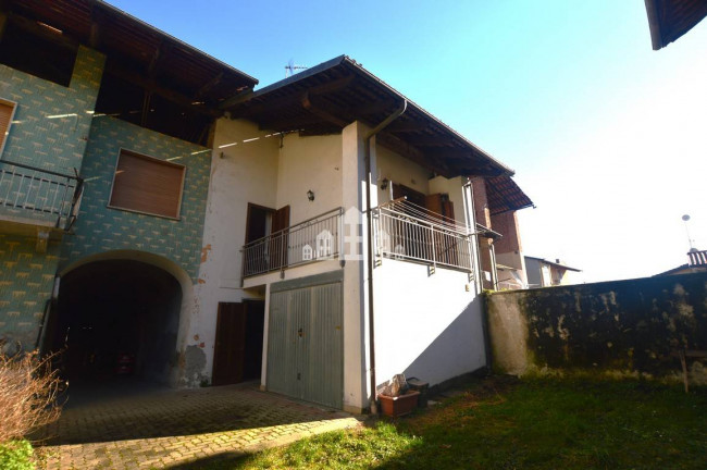 Casa semindipendente in vendita a Salassa
