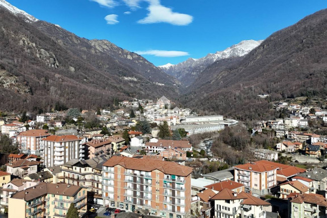 Appartamento in vendita a Pont-Canavese
