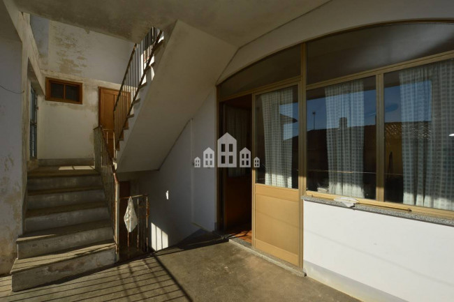 Casa semindipendente in vendita a Val di Chy