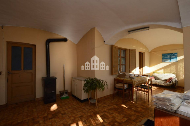 Casa semindipendente in vendita a Val di Chy