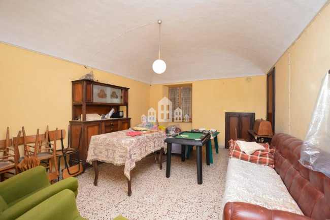 Casa semindipendente in vendita a Val di Chy