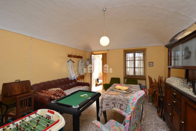 Casa semindipendente in vendita a Val di Chy