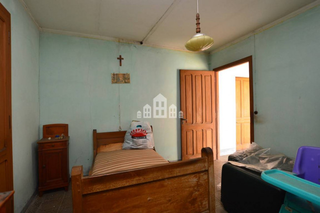 Casa semindipendente in vendita a Val di Chy