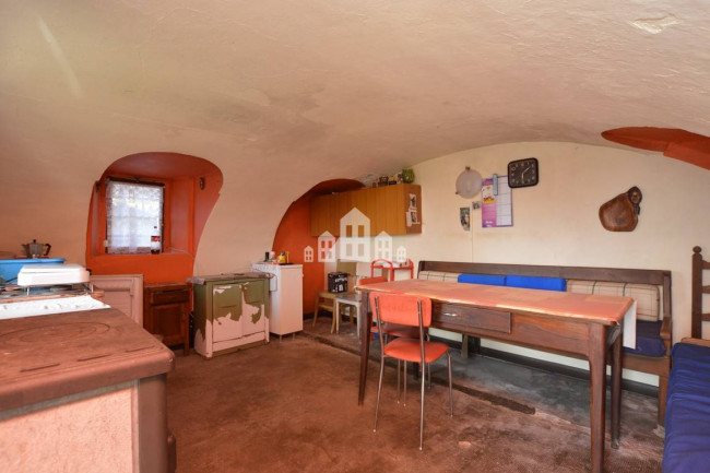 Casa semindipendente in vendita a Traversella