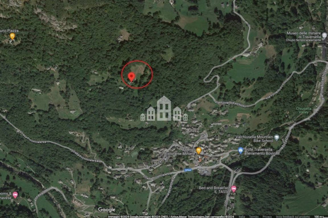 Casa semindipendente in vendita a Traversella
