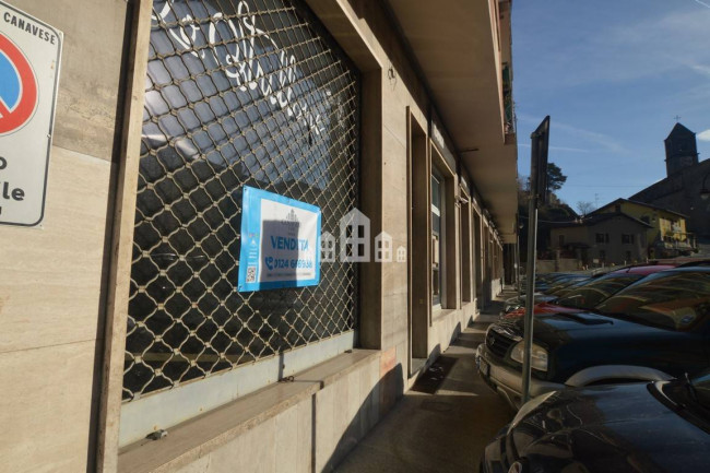 Locale commerciale in vendita a Pont-Canavese