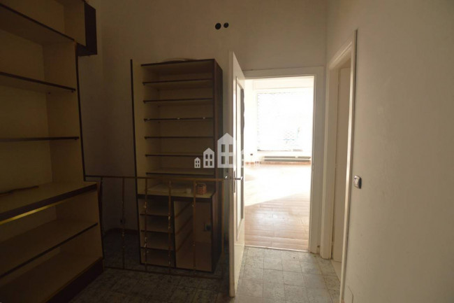 Locale commerciale in vendita a Pont-Canavese