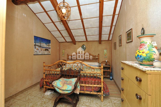 Casa semindipendente in vendita a Pratiglione