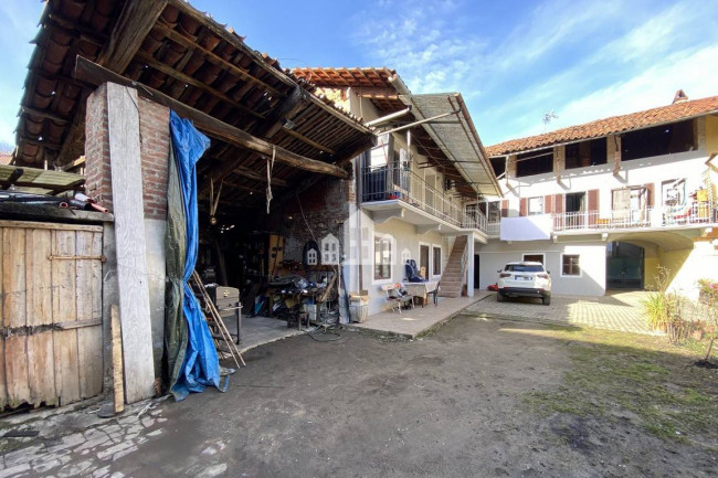 Casa semindipendente in vendita a Valperga
