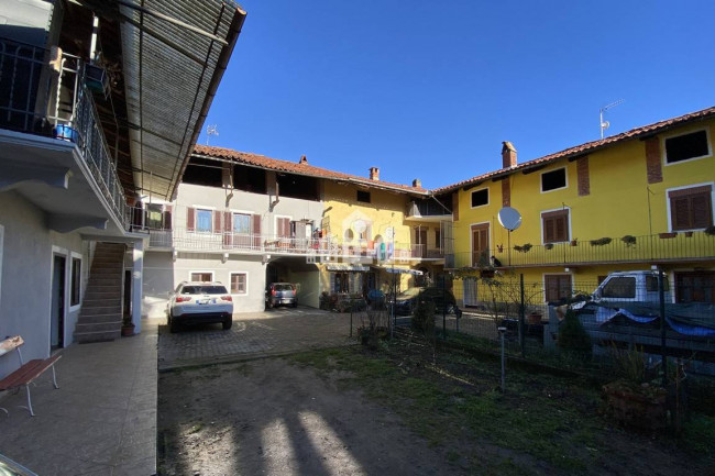 Casa semindipendente in vendita a Valperga