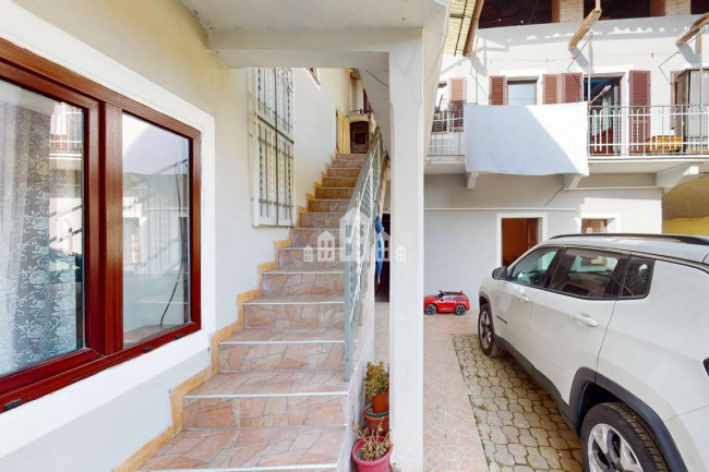Casa semindipendente in vendita a Valperga