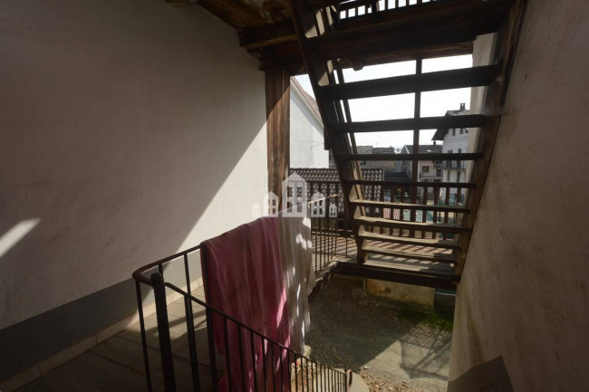 Casa semindipendente in vendita a Rueglio