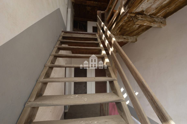 Casa semindipendente in vendita a Rueglio
