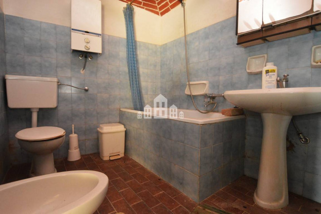 Casa semindipendente in vendita a Rueglio