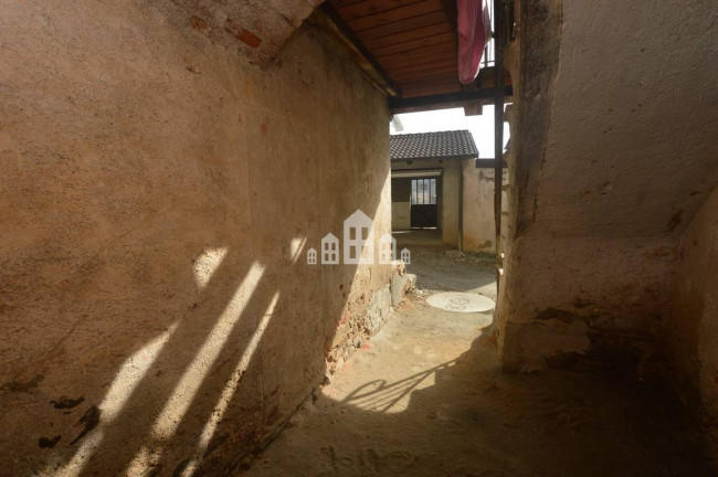 Casa semindipendente in vendita a Rueglio