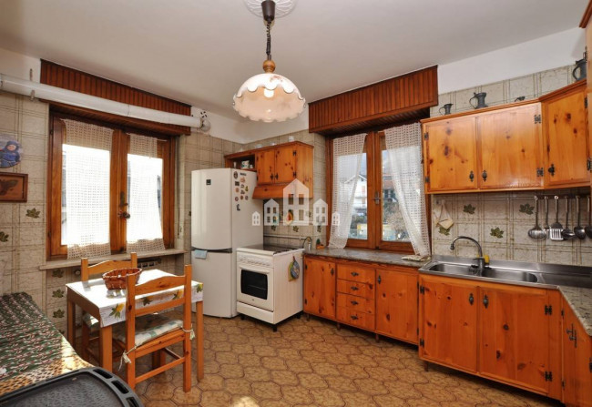 Casa indipendente in vendita a Alpette