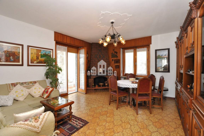 Casa indipendente in vendita a Alpette
